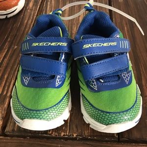 Toddler skechers